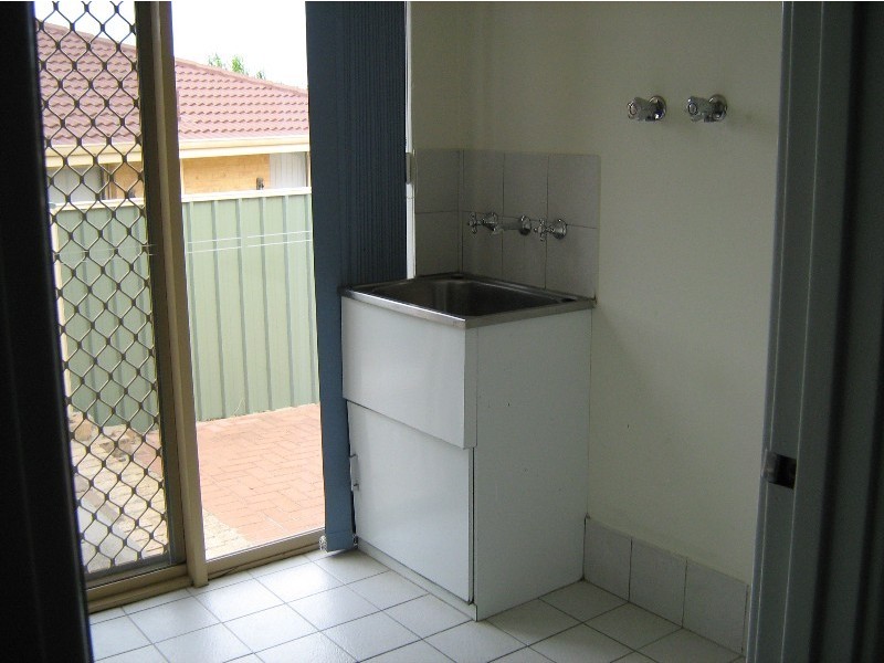 3B Whitney Place, Alexander Heights WA 6064