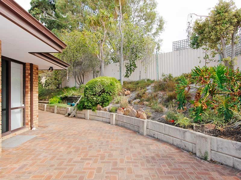 12A Bermuda Drive, Ballajura WA 6066