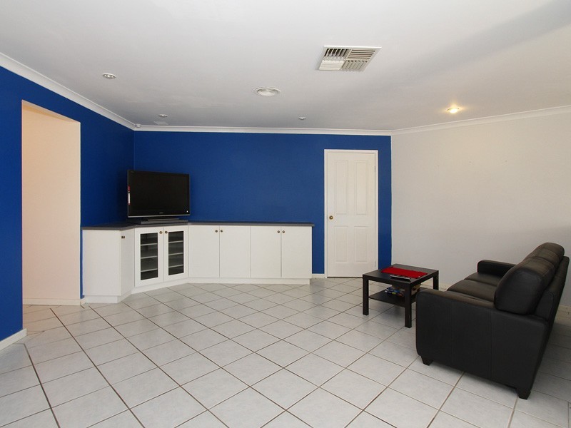 45 Crabtree Street, Alexander Heights WA 6064