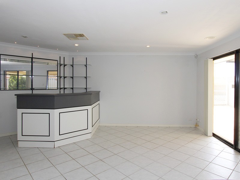 45 Crabtree Street, Alexander Heights WA 6064