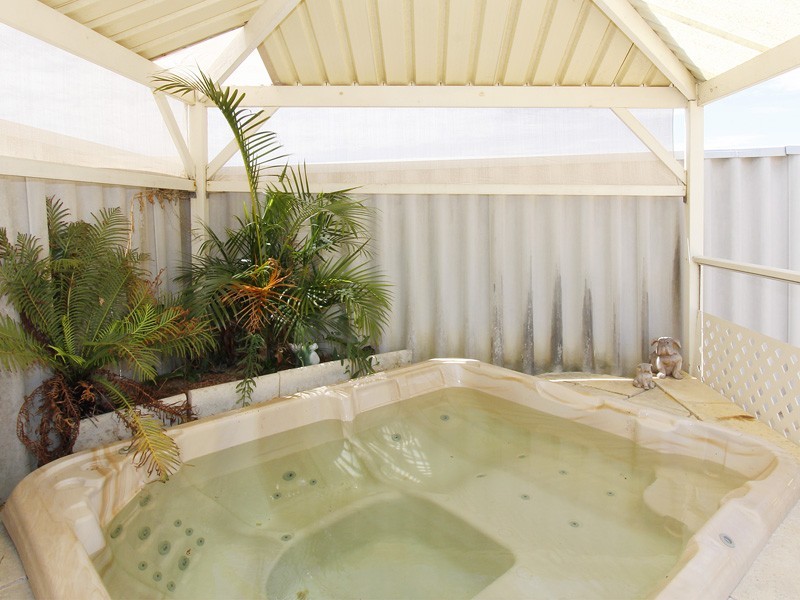 45 Crabtree Street, Alexander Heights WA 6064