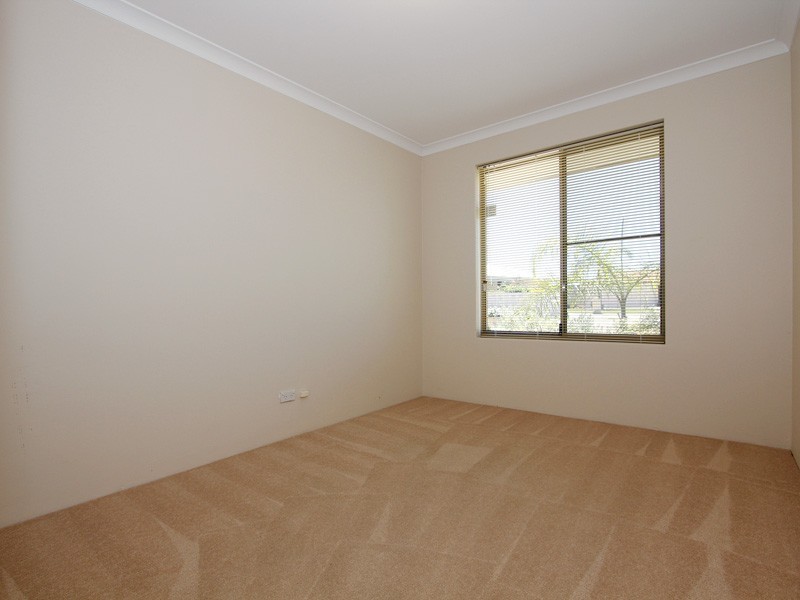 5 Whitegum Court, Marangaroo WA 6064