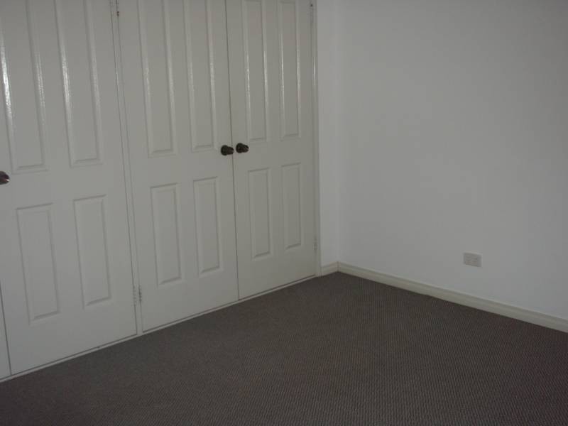 4/16 Avery Av, Dianella WA 6059