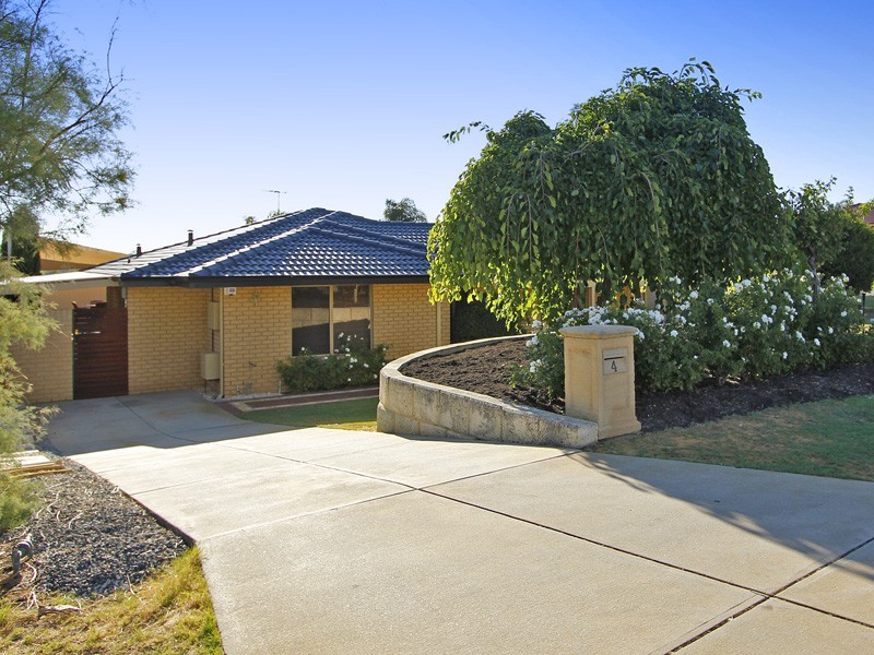 4 Island Retreat, Ballajura WA 6066