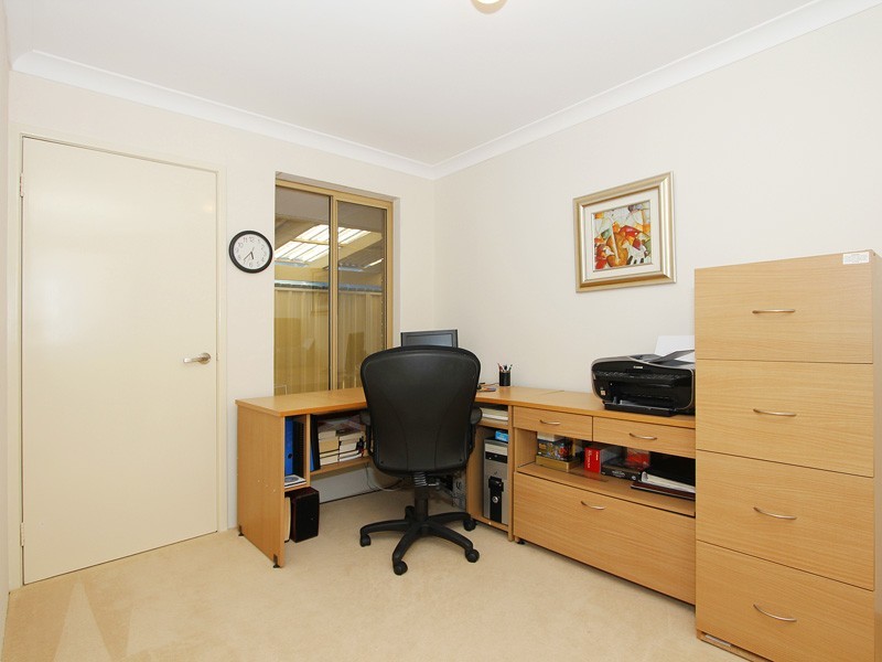 4 Island Retreat, Ballajura WA 6066