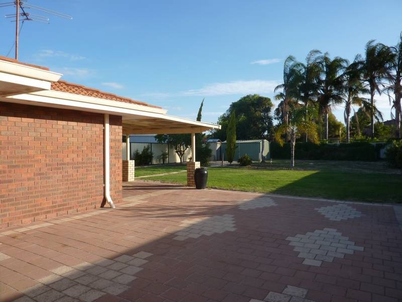39 Tiber Avenue, Beechboro WA 6063