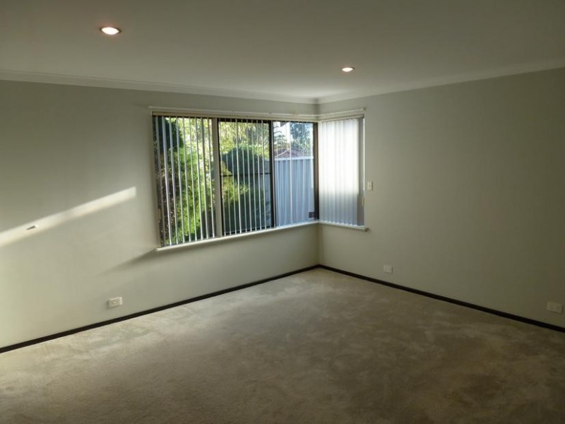 7 Casma Grove, Ballajura WA 6066