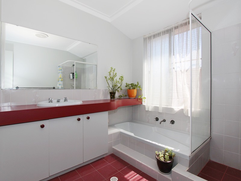 7 Casma Grove, Ballajura WA 6066