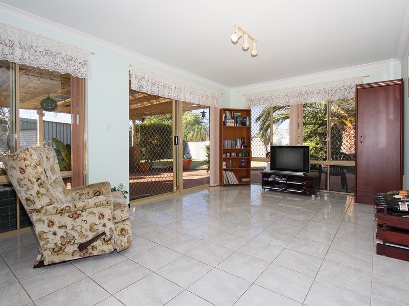 11 Marley Close, Ballajura WA 6066