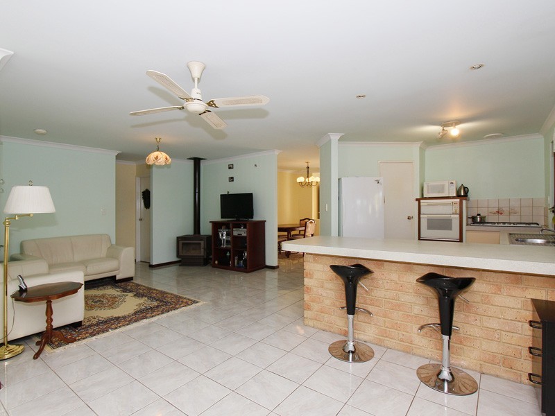 11 Marley Close, Ballajura WA 6066