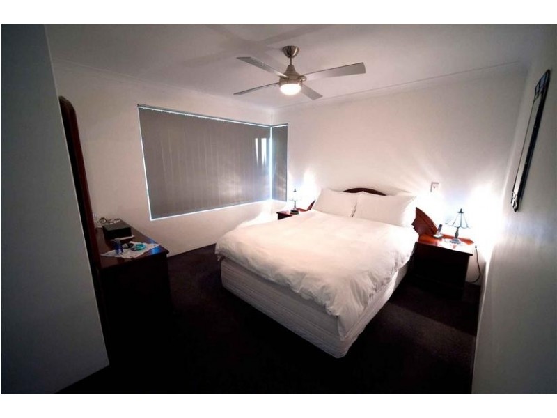 11 Josephine Way, Alexander Heights WA 6064