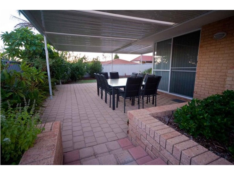 11 Josephine Way, Alexander Heights WA 6064