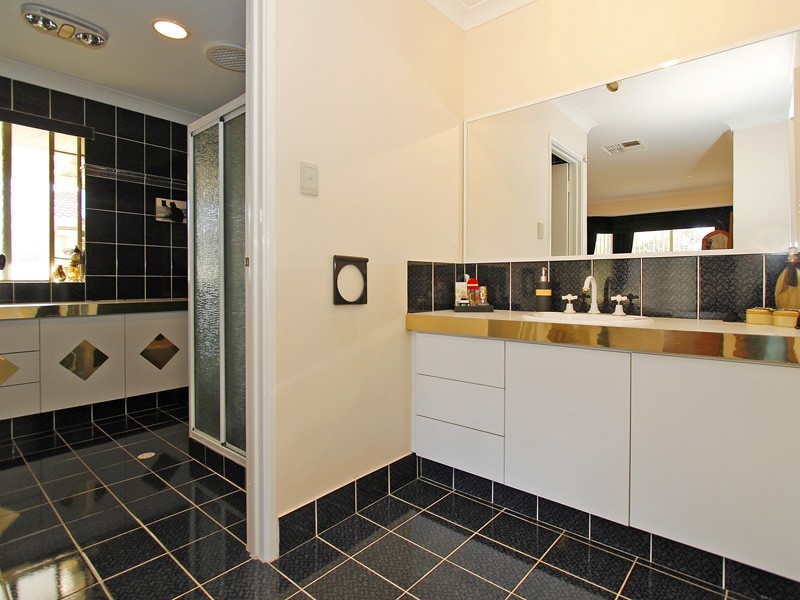 39 Kittyhawk Parade, Ballajura WA 6066