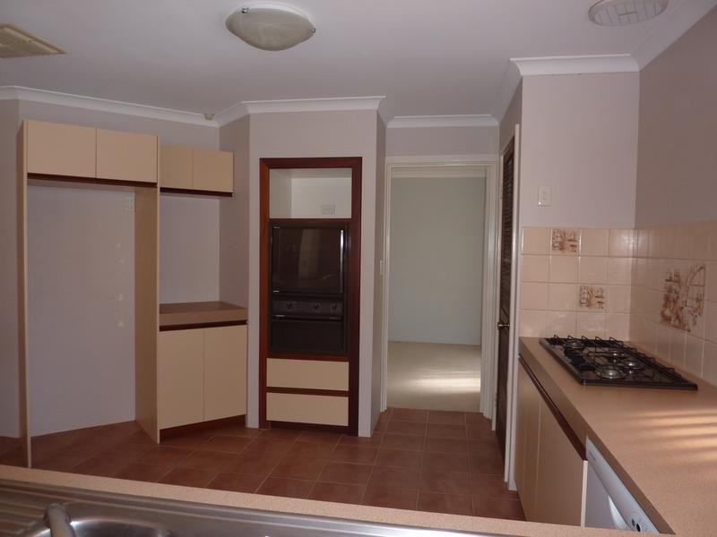 14 Fairpark Retreat, Landsdale WA 6065