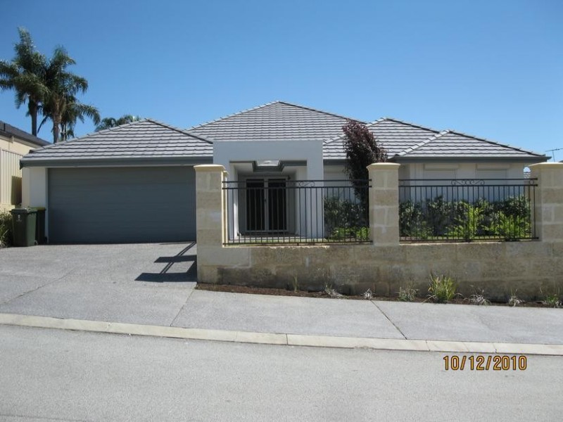 4 Ancona Link, Landsdale WA 6065