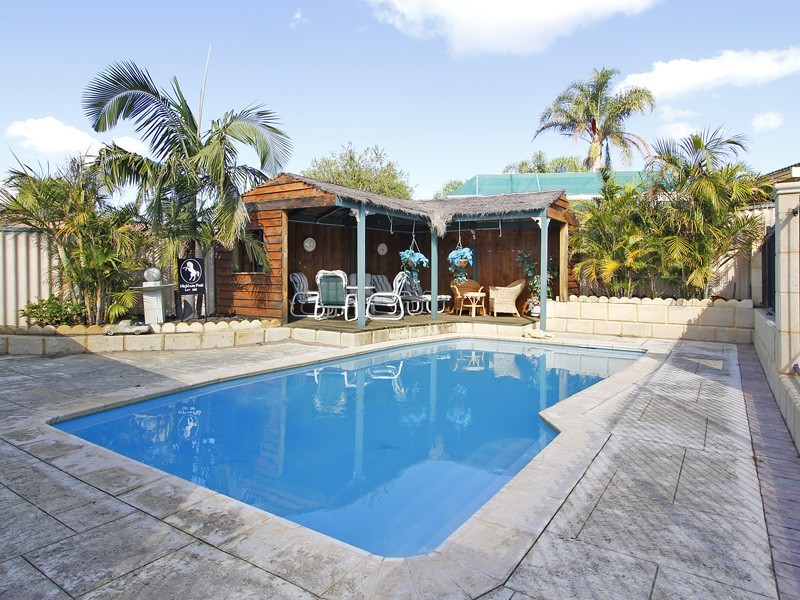 28 Leicester Square, Alexander Heights WA 6064