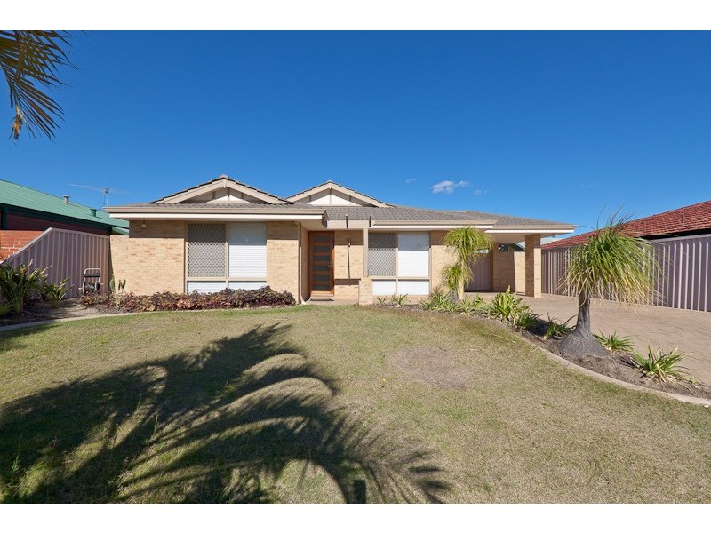 25 Arrowsmith Rise, Marangaroo WA 6064