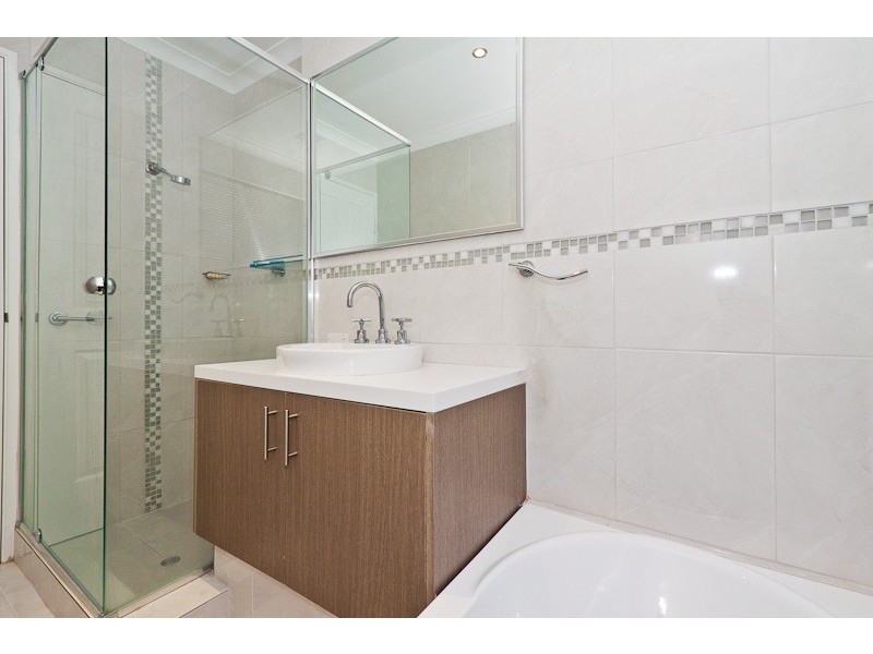 25 Arrowsmith Rise, Marangaroo WA 6064