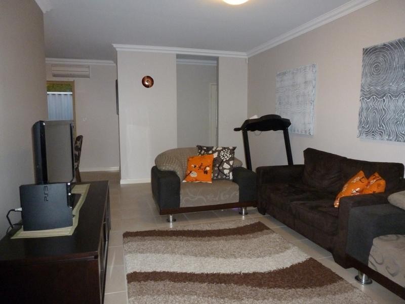 28c Windermere Crescent, Nollamara WA 6061