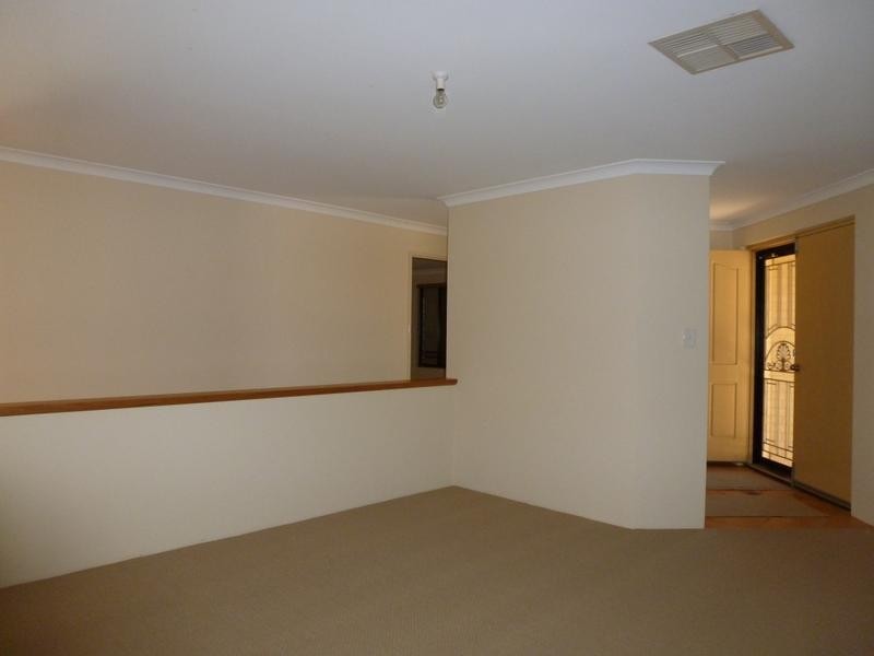 29 Firmstone Circle, Landsdale WA 6065