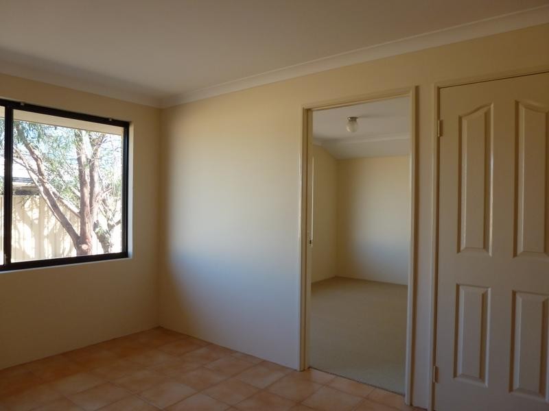 29 Firmstone Circle, Landsdale WA 6065