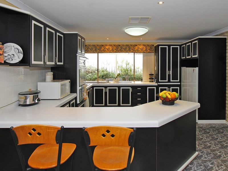 39 Kittyhawk Parade, Ballajura WA 6066