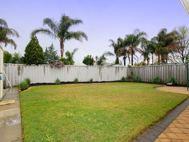 10 Arches Loop, Ballajura WA 6066