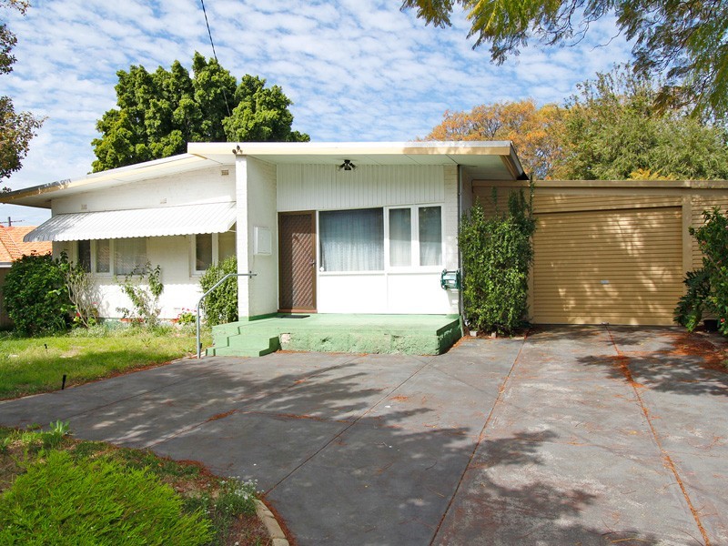 24 Finchley Crescent, Balga WA 6061