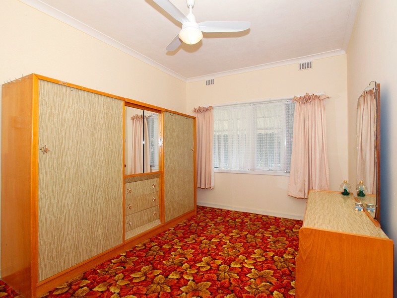 24 Finchley Crescent, Balga WA 6061