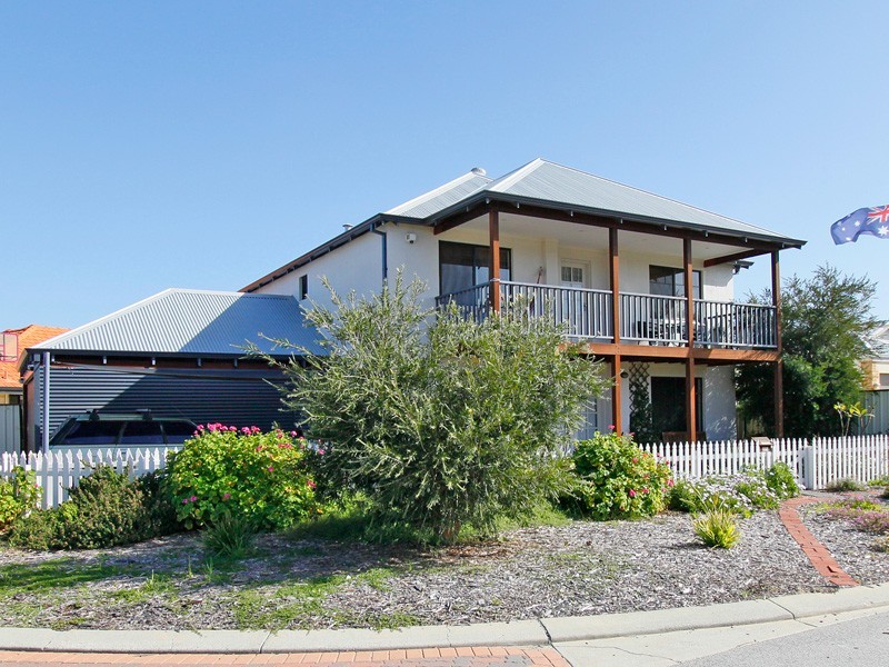 27a Coonawarra Drive, Caversham WA 6055