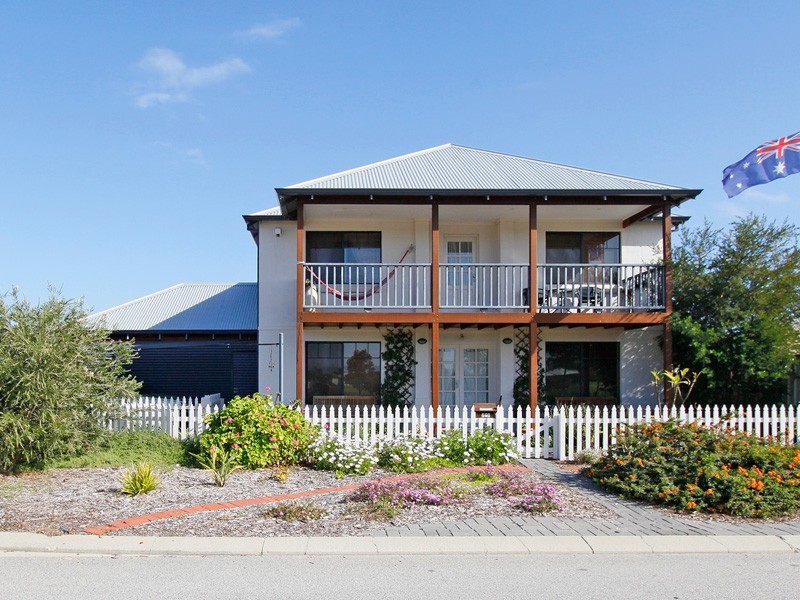 27a Coonawarra Drive, Caversham WA 6055