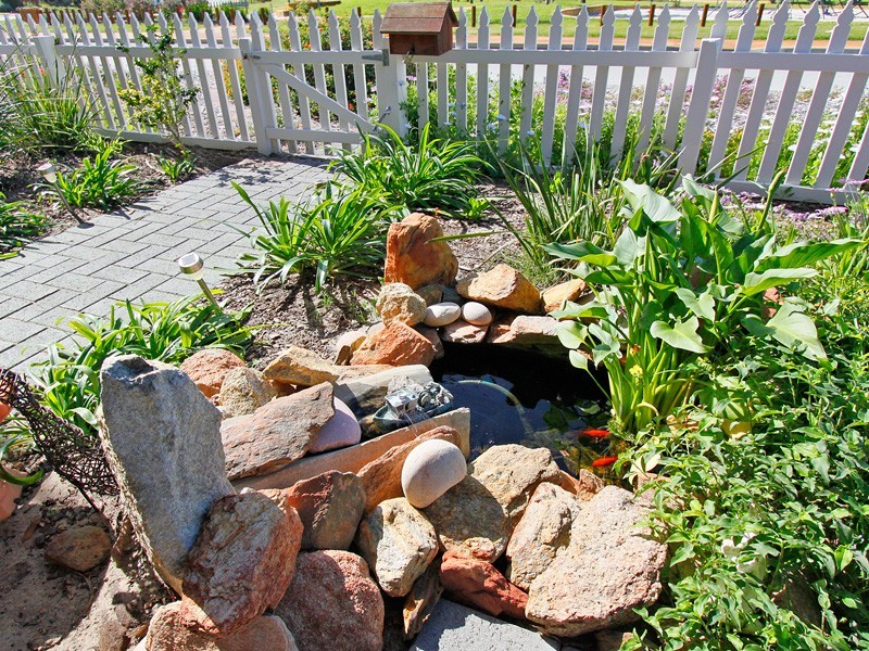 27a Coonawarra Drive, Caversham WA 6055