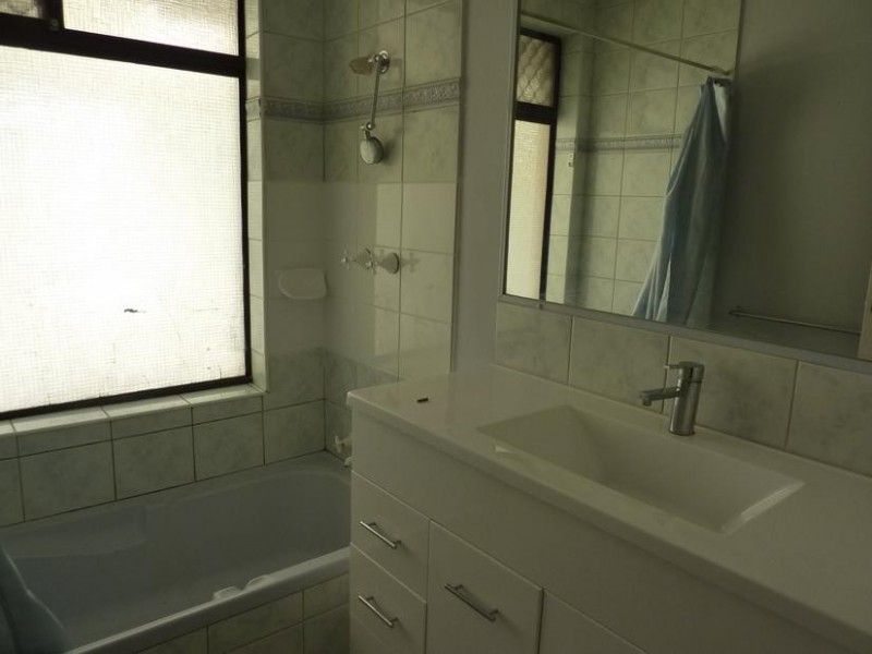 36 Kent Road, Marangaroo WA 6064