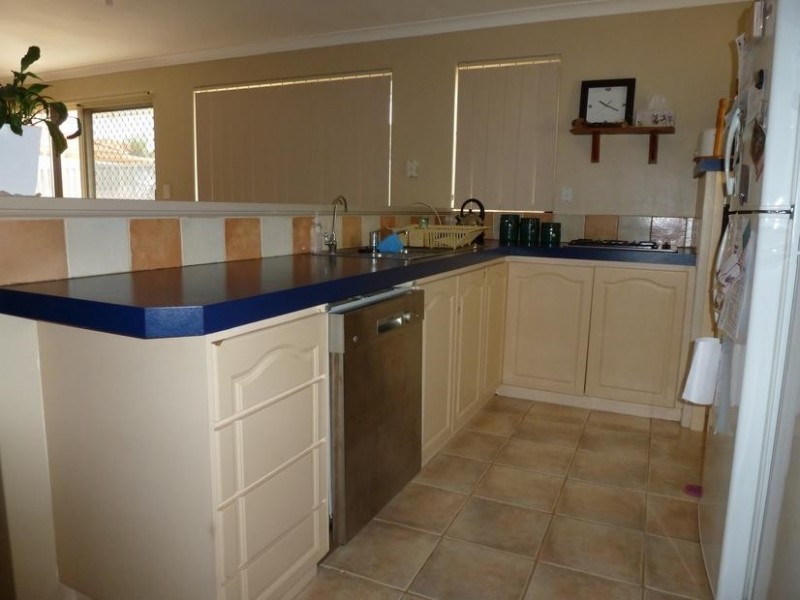 2 Auburn Close, Marangaroo WA 6064