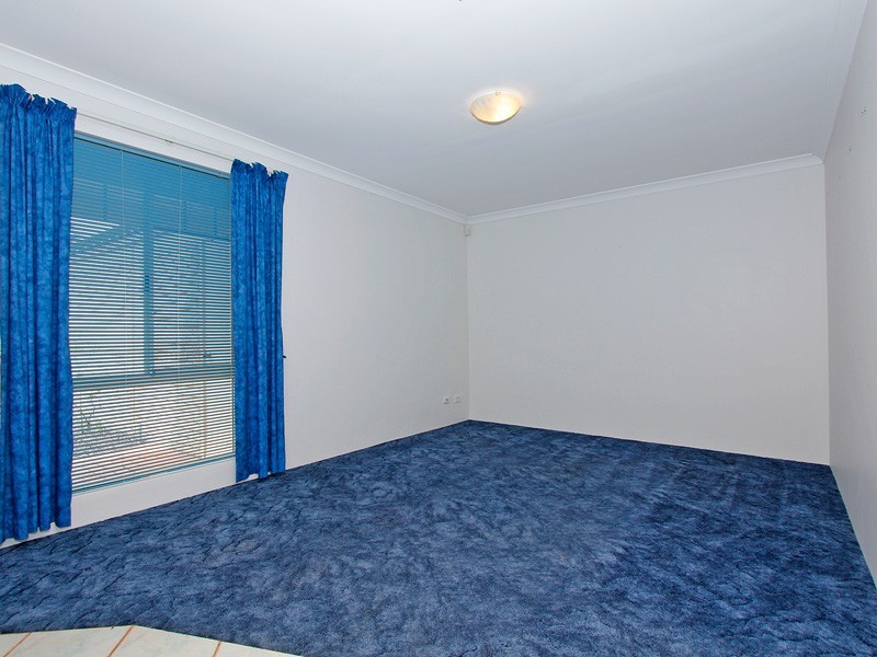 21 Gilroyd Loop, Ballajura WA 6066