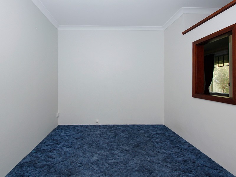 21 Gilroyd Loop, Ballajura WA 6066