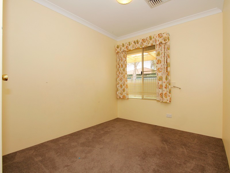 21 Gilroyd Loop, Ballajura WA 6066