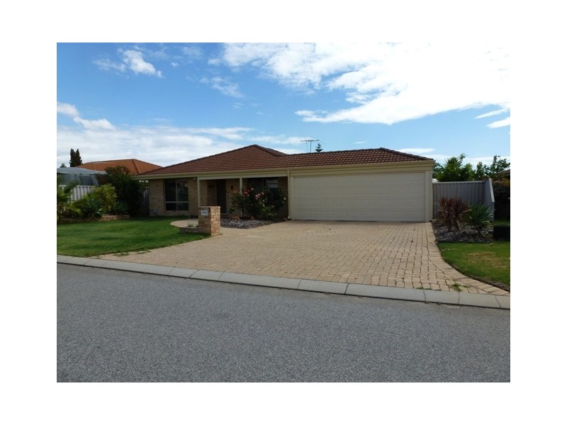 3 Cocos Place, Marangaroo WA 6064