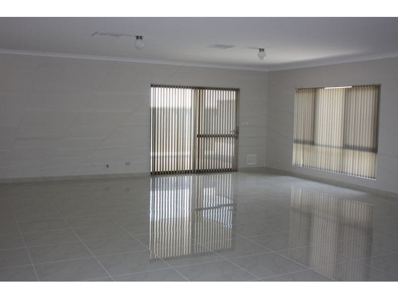 17 Monsanto Street, Landsdale WA 6065