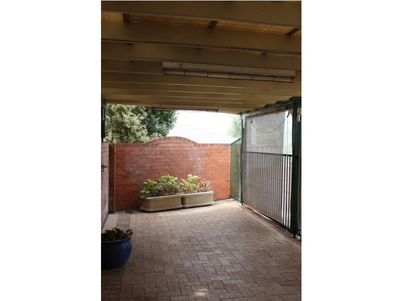 5 Taura Close, Marangaroo WA 6064