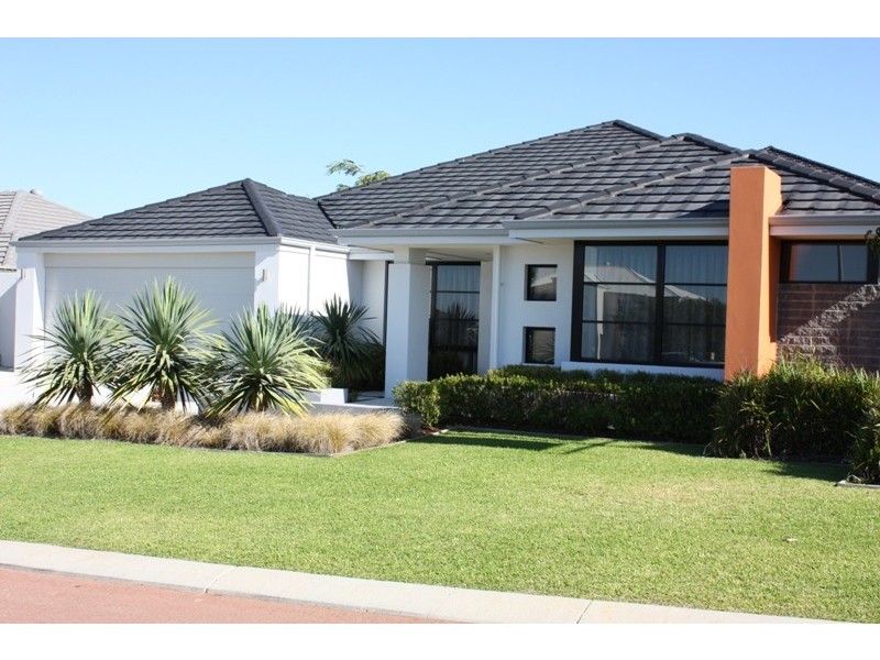 406 Kingsway, Landsdale WA 6065