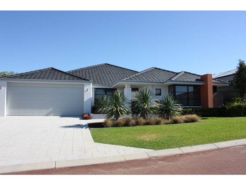 406 Kingsway, Landsdale WA 6065