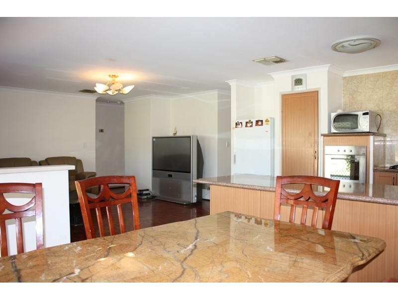 20 Lancer Way, Alexander Heights WA 6064