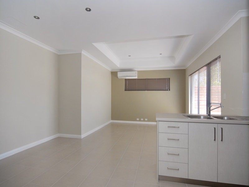 A/44 Shelbred Way, Westminster WA 6061