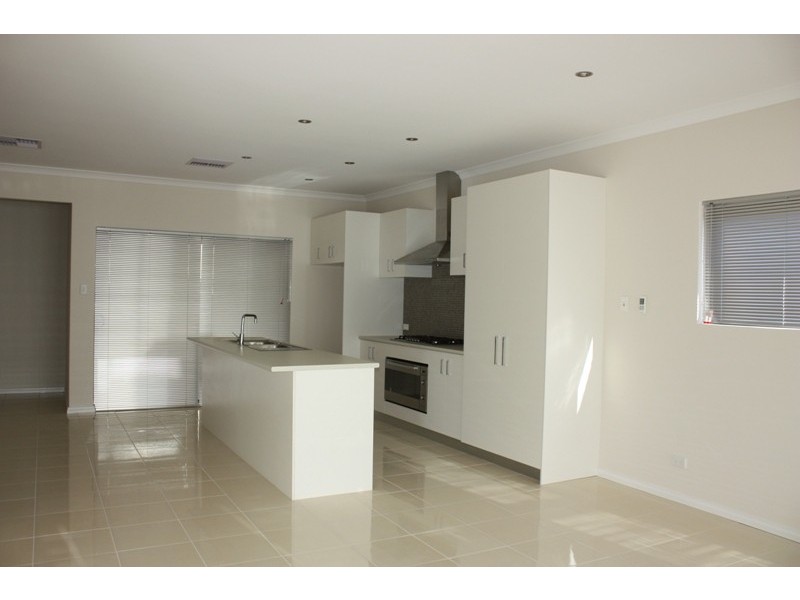 3/6 Bologna Vista, Landsdale WA 6065