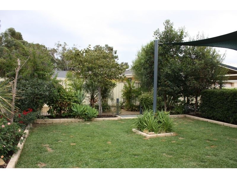 42 Silver Princess Way, Jane Brook WA 6056