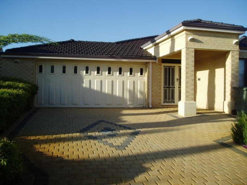 40 Valleyview Drive, Landsdale WA 6065