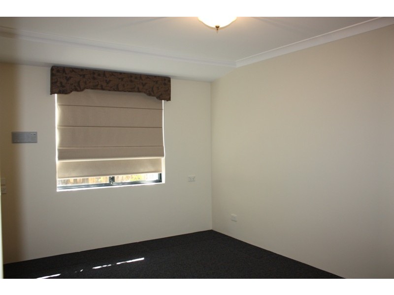 40 Valleyview Drive, Landsdale WA 6065