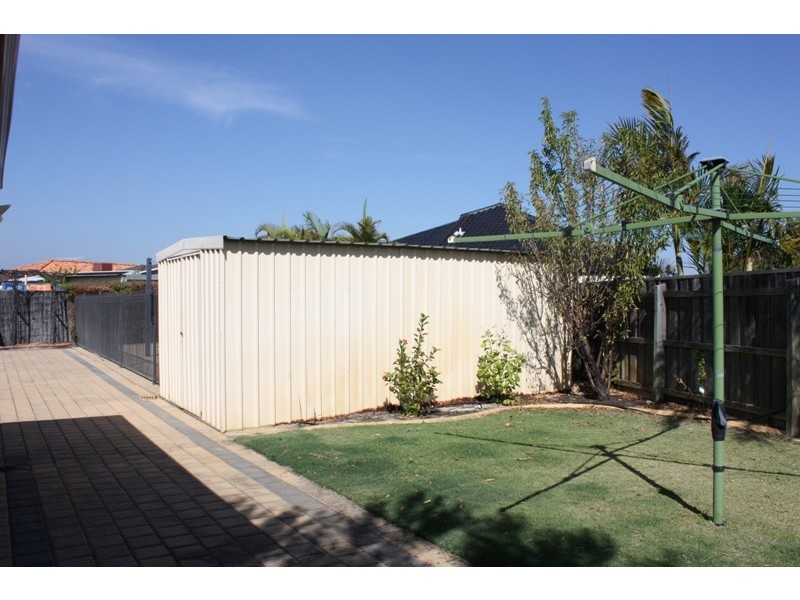 40 Valleyview Drive, Landsdale WA 6065