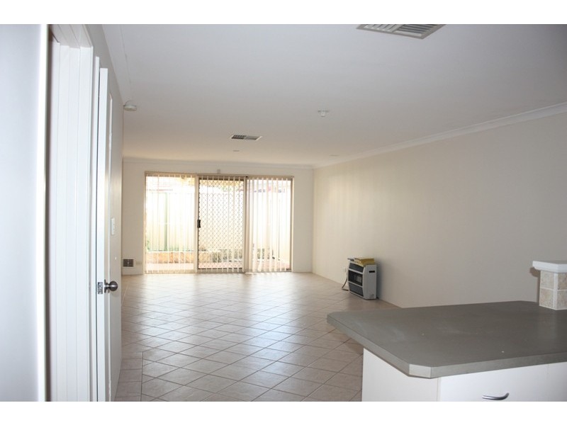 A/27 Hogarth Street, Cannington WA 6107
